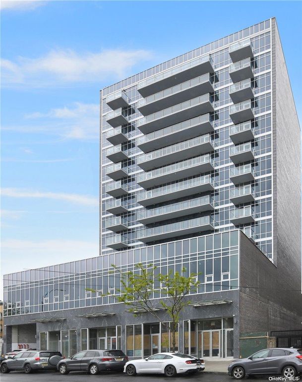 41-62 Bowne Street 14H+P6, Flushing, NY 11355