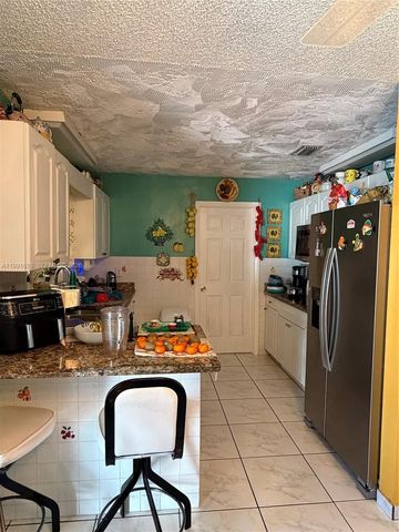 13050 SW 261st Ter, Homestead, FL 33032