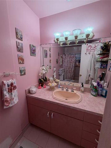 13050 SW 261st Ter, Homestead, FL 33032