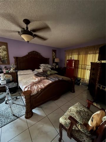 13050 SW 261st Ter, Homestead, FL 33032