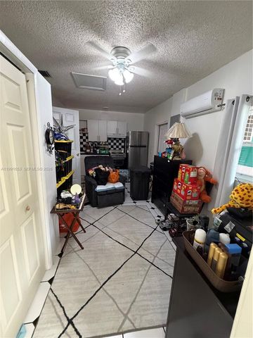 13050 SW 261st Ter, Homestead, FL 33032