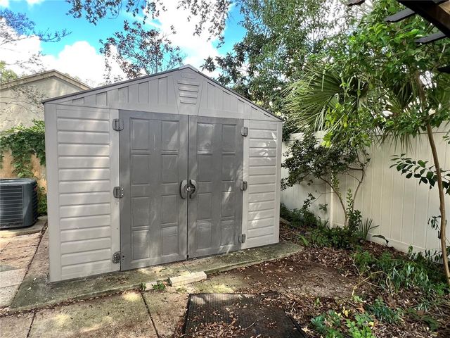 545 NE 45TH COURT, Ocala, FL 34470