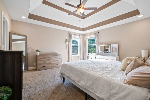 986 Guinevere Ct, Clarksville, TN 37040