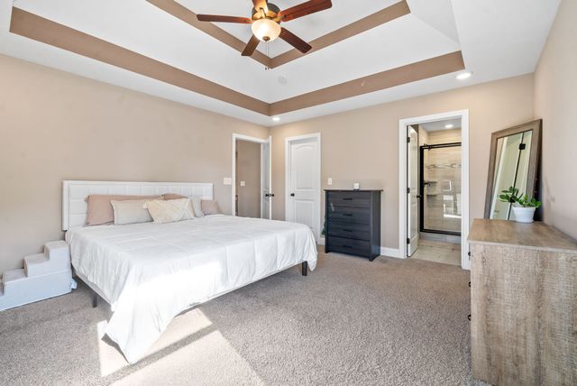 986 Guinevere Ct, Clarksville, TN 37040