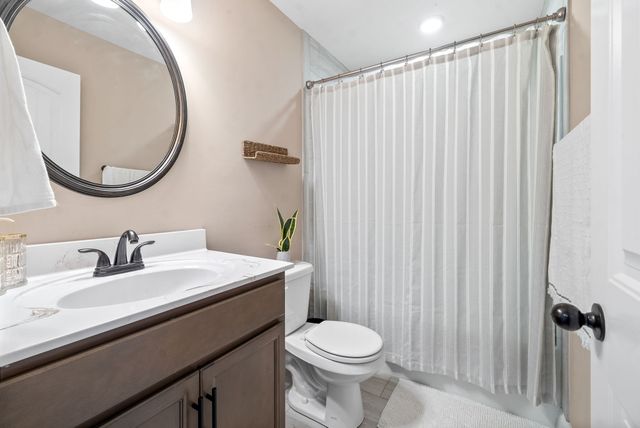 986 Guinevere Ct, Clarksville, TN 37040