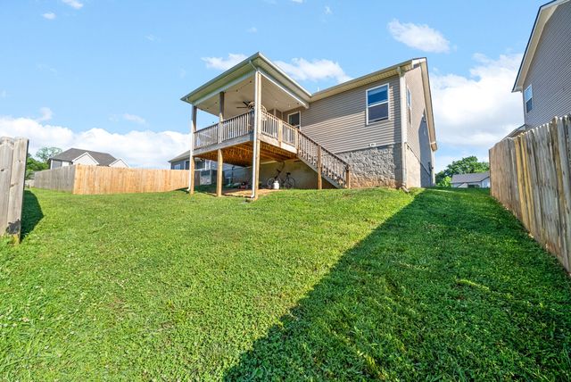 986 Guinevere Ct, Clarksville, TN 37040