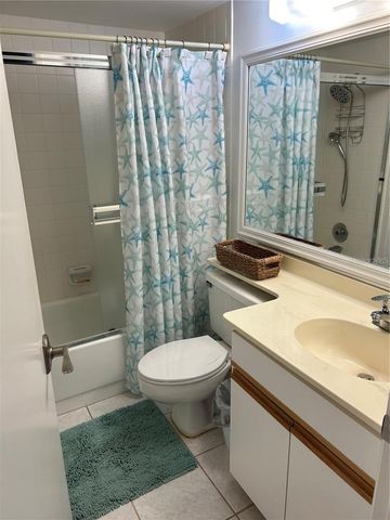 744 WHITE PINE TREE ROAD 207, Venice, FL 34285