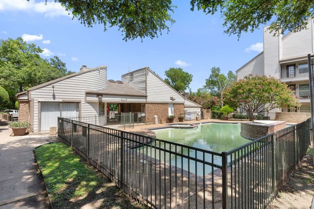 6108 Abrams Road 521, Dallas, TX 75231