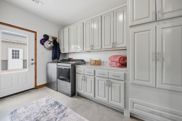 10140 Jenny Lynn Lane, Chappell Hill, TX 77426