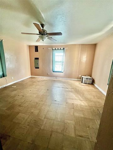 2601 S Grand Boulevard, Oklahoma City, OK 73108