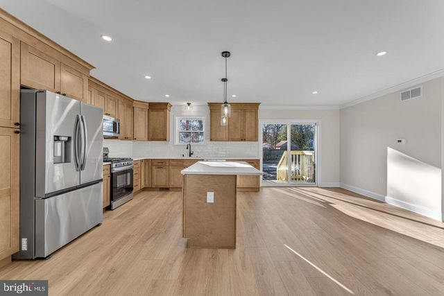 51 E SPRING ST, Pine Hill, NJ 08021