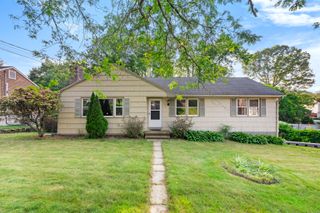 445 Emerald Place, Stratford, CT 06614