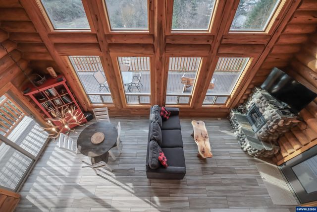 6331 Lake Pointe Wy, Foster, OR 97345