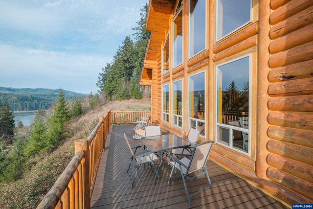 6331 Lake Pointe Wy, Foster, OR 97345