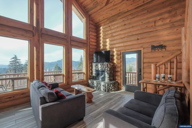 6331 Lake Pointe Wy, Foster, OR 97345