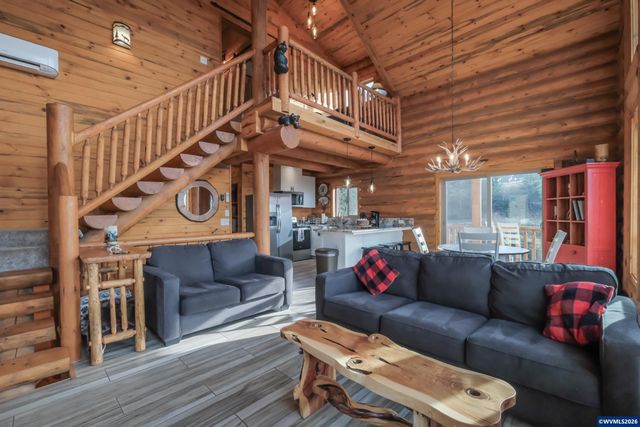 6331 Lake Pointe Wy, Foster, OR 97345