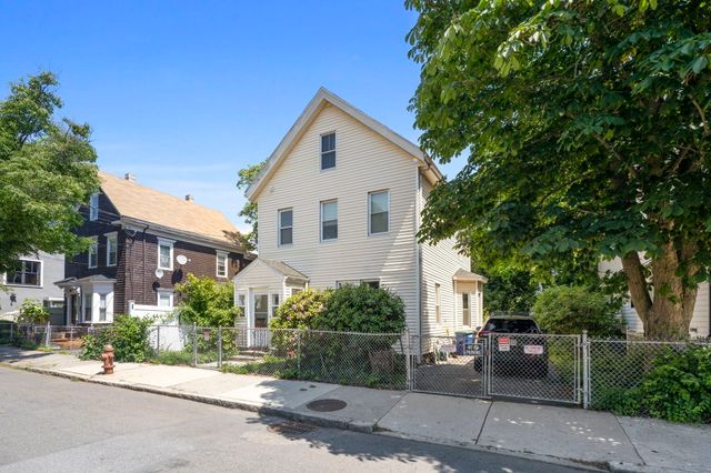 20 Newbury Street, Somerville, MA 02144