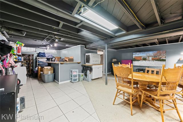 22500 Raymond Street, St. Clair Shores, MI 48082