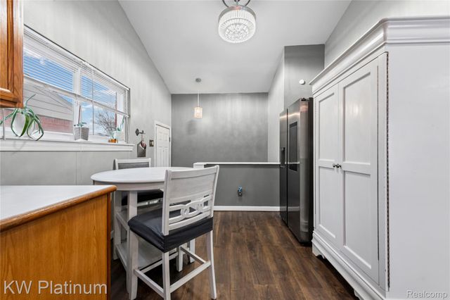 22500 Raymond Street, St. Clair Shores, MI 48082