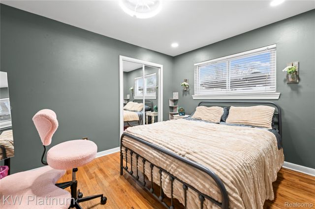 22500 Raymond Street, St. Clair Shores, MI 48082