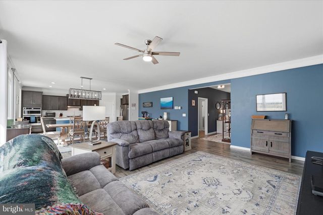 21 SAND BUNKER CT, Front Royal, VA 22630