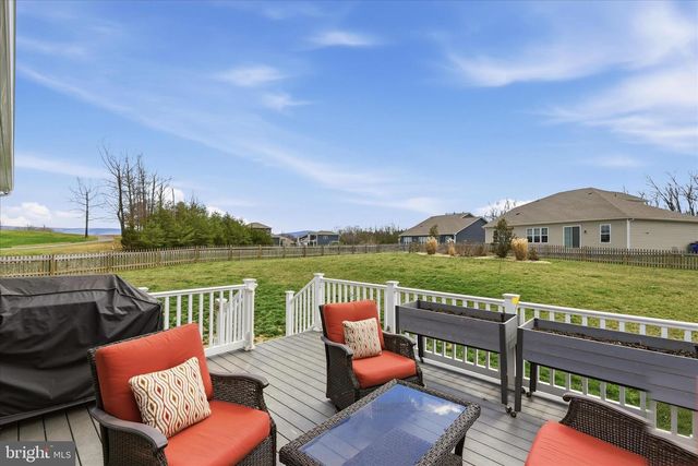 21 SAND BUNKER CT, Front Royal, VA 22630