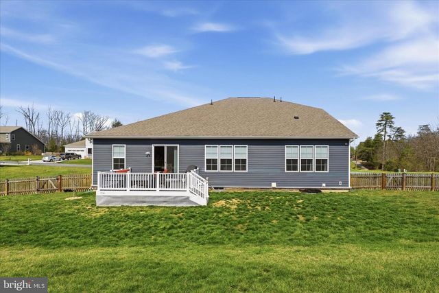 21 SAND BUNKER CT, Front Royal, VA 22630