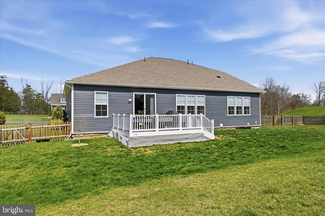 21 SAND BUNKER CT, Front Royal, VA 22630