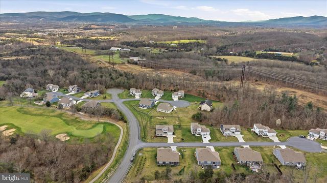 21 SAND BUNKER CT, Front Royal, VA 22630