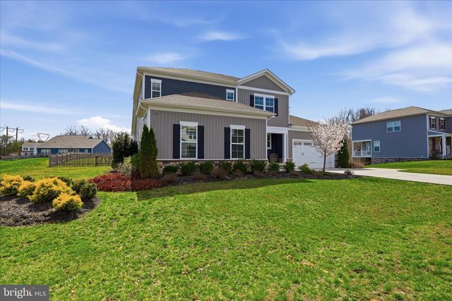 21 SAND BUNKER CT, Front Royal, VA 22630
