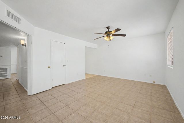 4557 W COLUMBINE Drive, Glendale, AZ 85304
