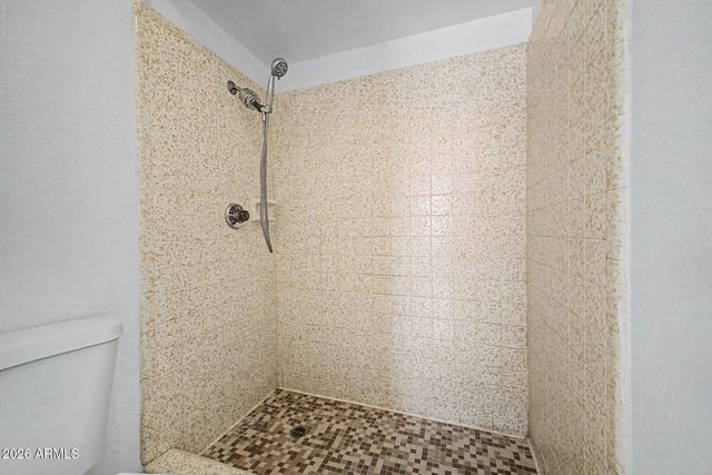 4557 W COLUMBINE Drive, Glendale, AZ 85304