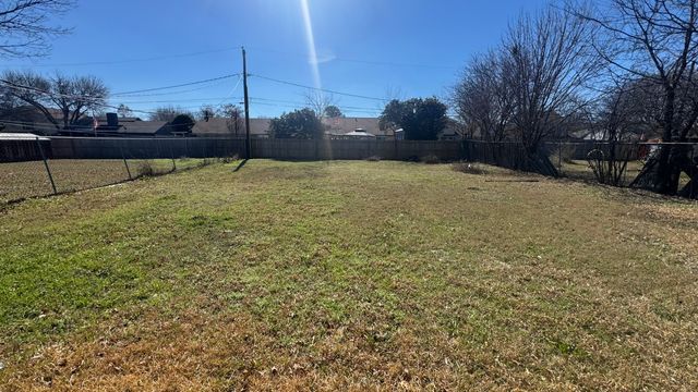 2406 Villanova Street, Arlington, TX 76018