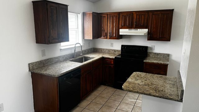 2406 Villanova Street, Arlington, TX 76018