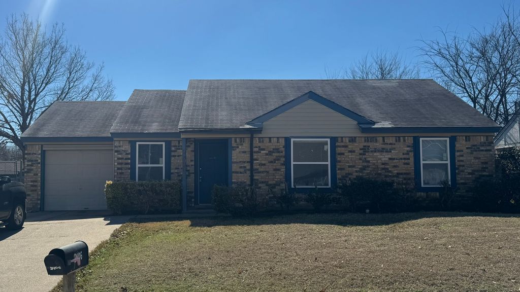 2406 Villanova Street, Arlington, TX 76018