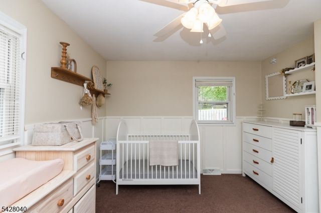 27 E Shore Trl, Hardyston Twp., NJ 07460