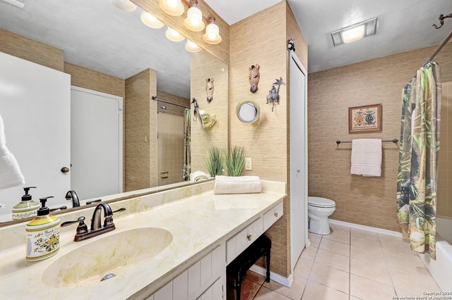 4800 Los Reyes, San Antonio, TX 78233
