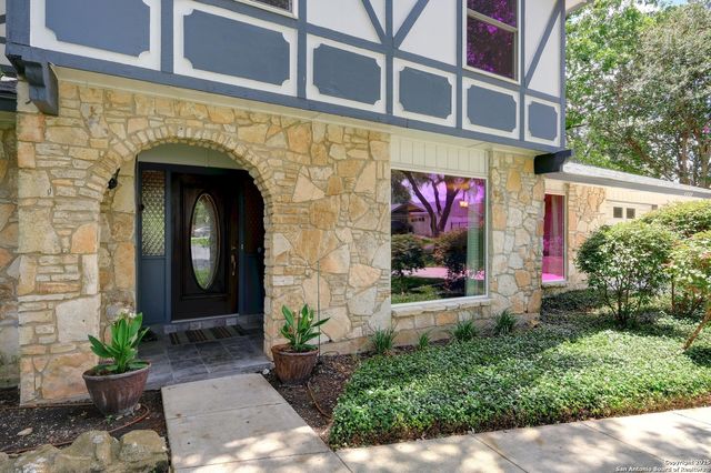 4800 Los Reyes, San Antonio, TX 78233