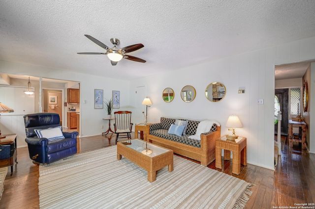 4800 Los Reyes, San Antonio, TX 78233