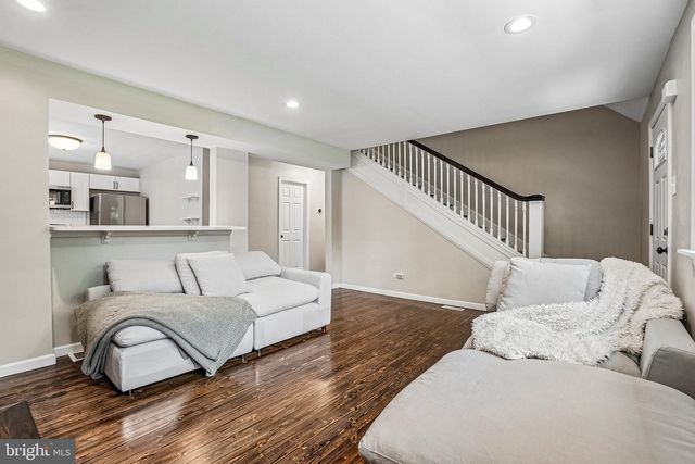 421 PROSSER AVE, Williamstown, NJ 08094