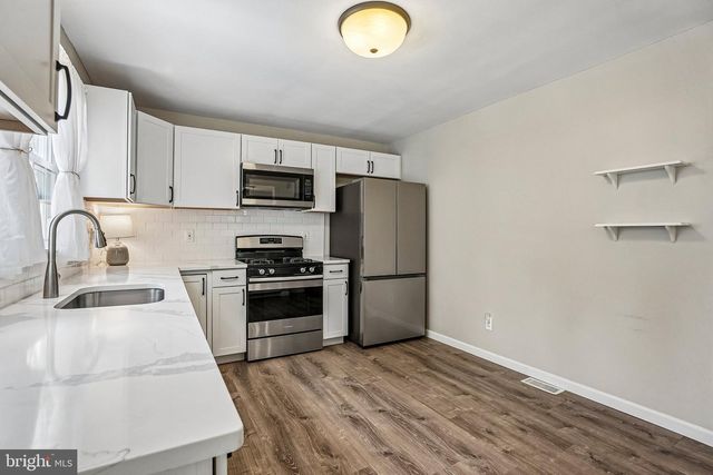 421 PROSSER AVE, Williamstown, NJ 08094
