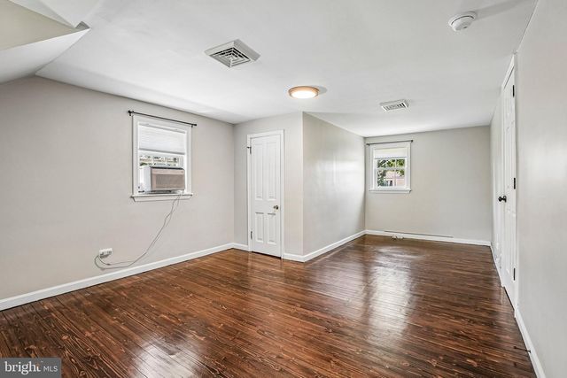 421 PROSSER AVE, Williamstown, NJ 08094