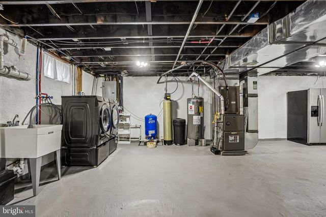 421 PROSSER AVE, Williamstown, NJ 08094