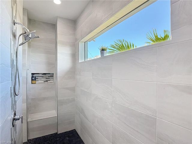 3900 Gulfstream PKWY, Cape Coral, FL 33993