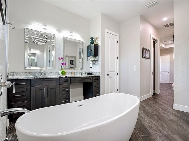 3900 Gulfstream PKWY, Cape Coral, FL 33993