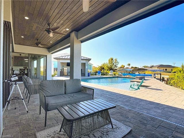 3900 Gulfstream PKWY, Cape Coral, FL 33993
