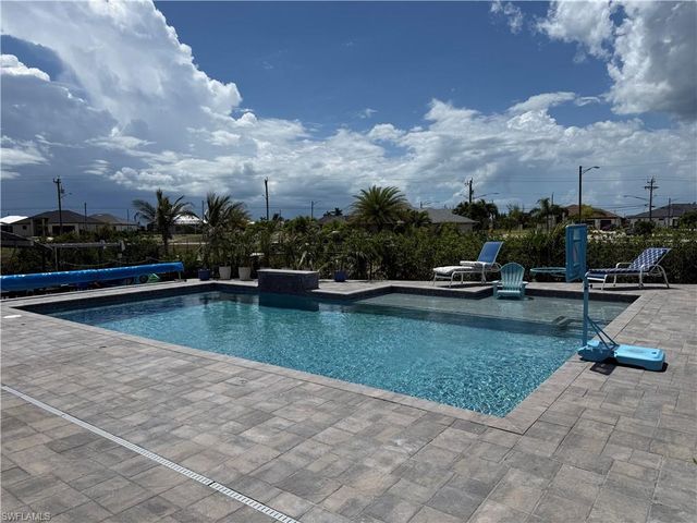 3900 Gulfstream PKWY, Cape Coral, FL 33993