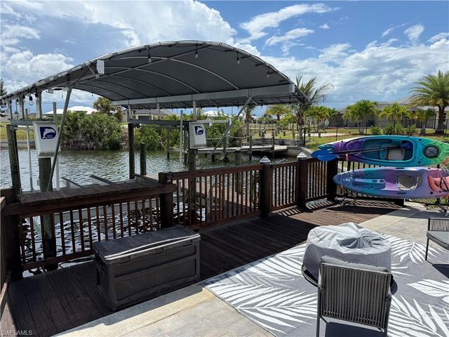 3900 Gulfstream PKWY, Cape Coral, FL 33993