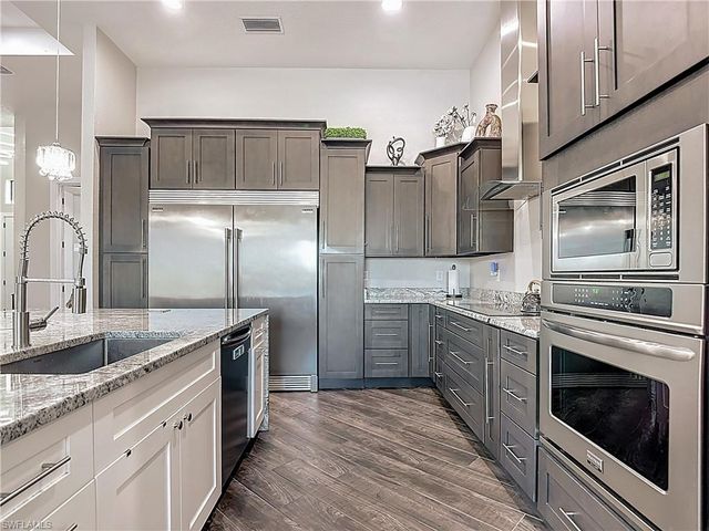 3900 Gulfstream PKWY, Cape Coral, FL 33993