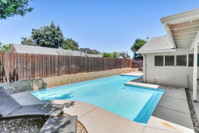 1191 Syracuse Way, Sacramento, CA 95833